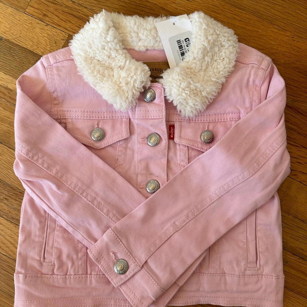 Girls Levi Strauss & Co Pink Denim Jacket with Sherpa Lining. Size 2T - Picture 1 of 5